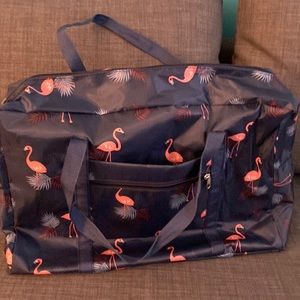Travel tote